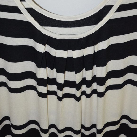 Mercer & Madison Striped Tunic Top High Low Pleated Back Womens Size M New - Picture 8 of 8